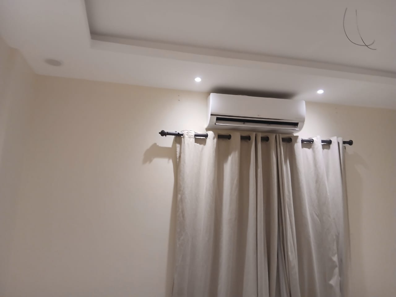 شغل تركيب تكييف - فني تكييف محترف - أعمال تكييف المدينة المنورة